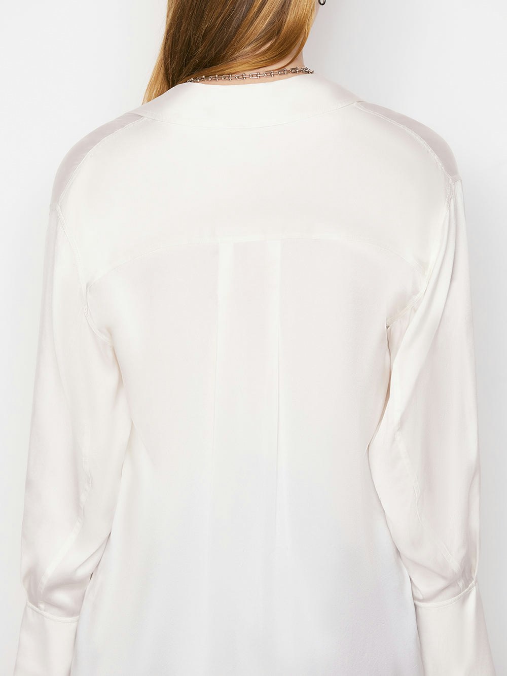 back view alt:fit2